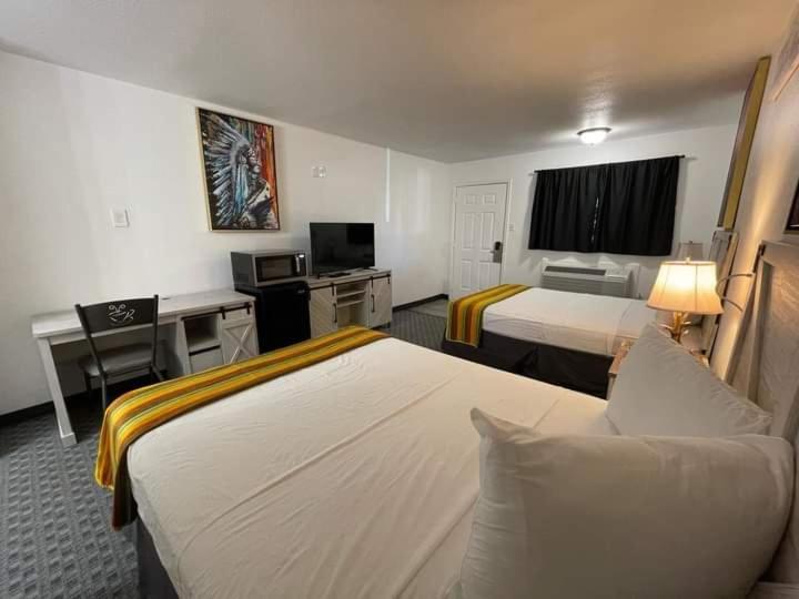 Glen Rose Inn & Suites 외부 사진