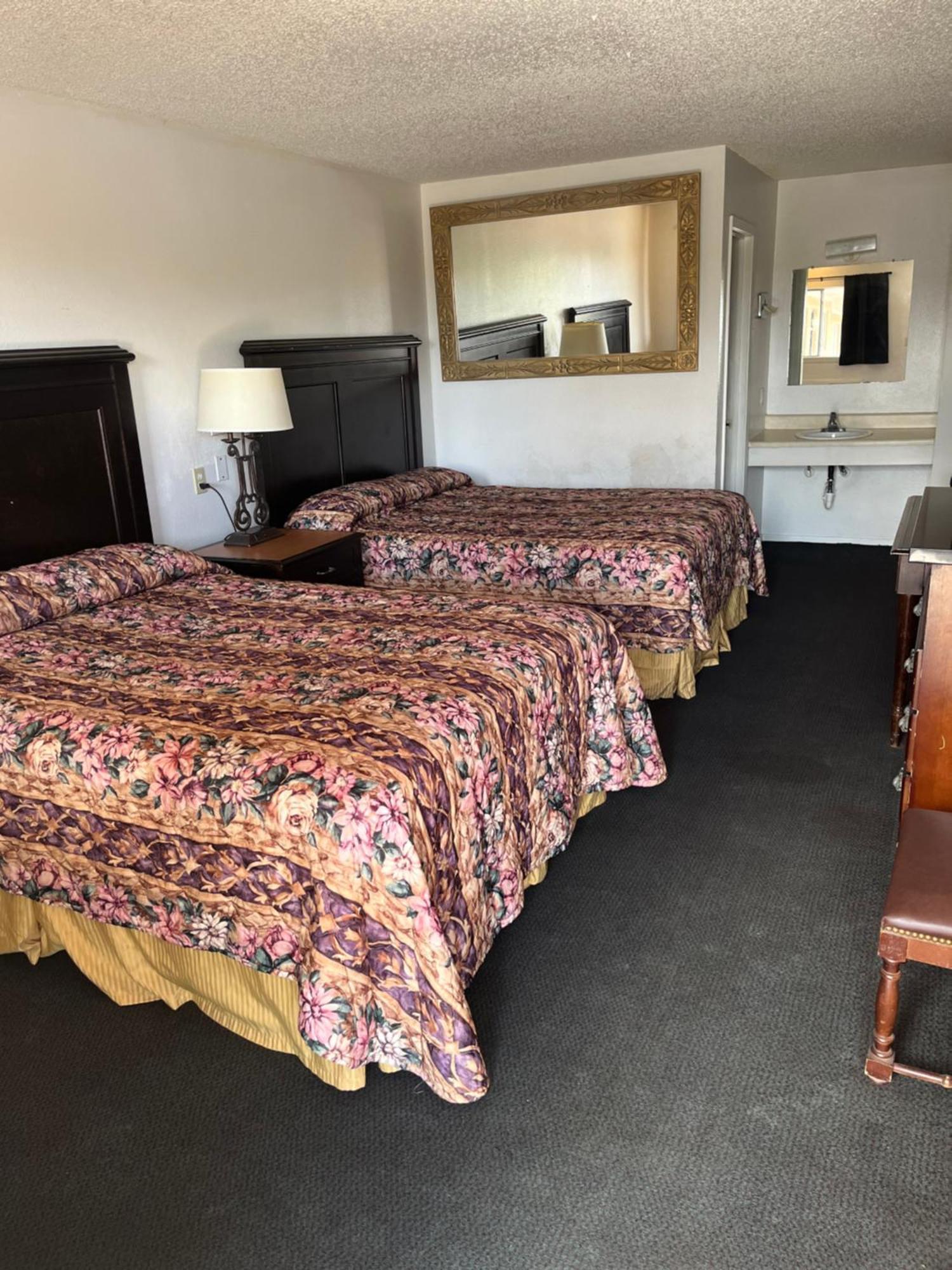 Glen Rose Inn & Suites 외부 사진
